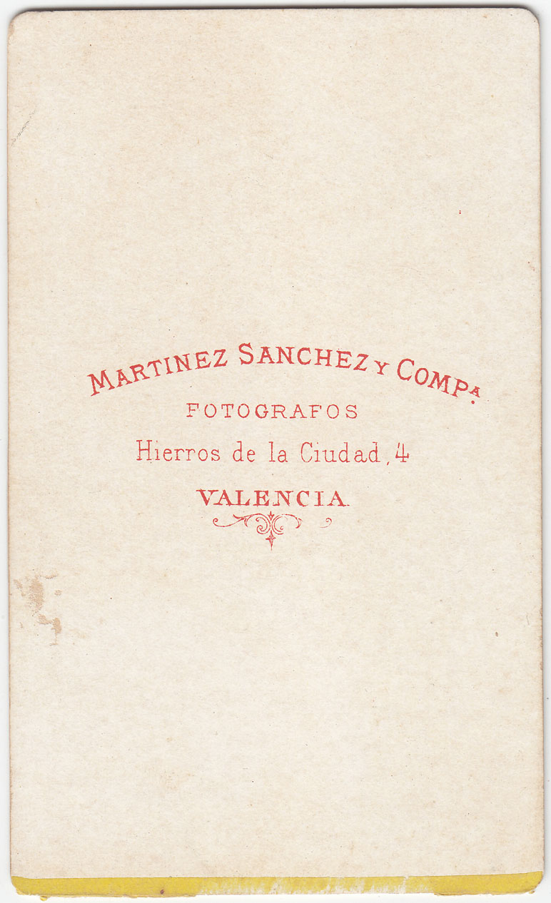 Martínez Sánchez y Compañía. Valencia. ca. 1870-1872. Reverso de la tarjeta de visita. Colección Díaz Prósper. 